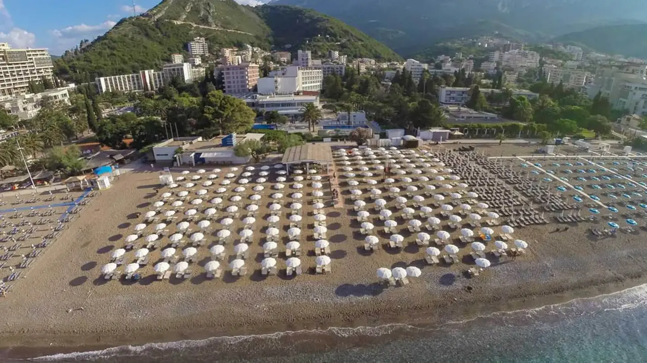 Hotel Tara