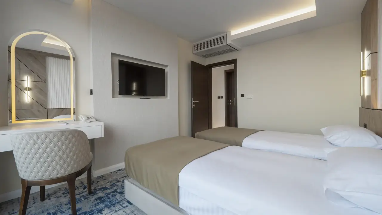 Hotel Tara