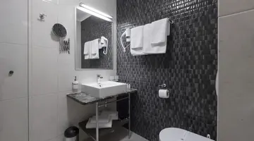 Hotel Tara