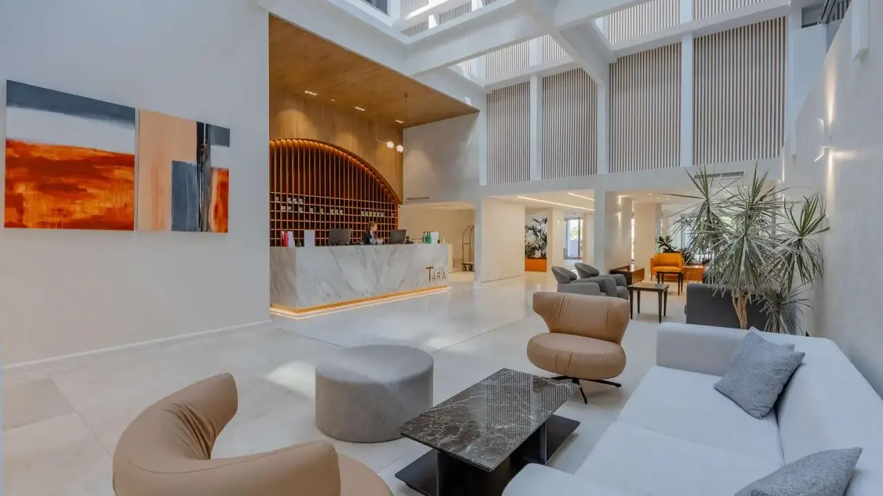 Hotel Tara