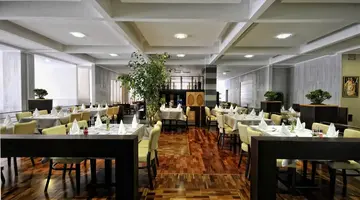 Hotel Tara
