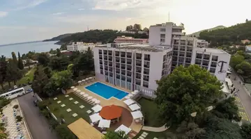 Hotel Tara