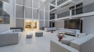 Hotel Tara
