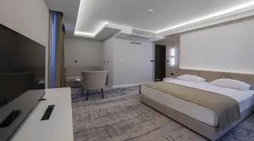 Hotel Tara