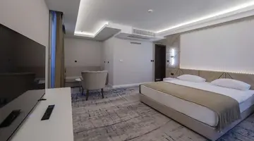Hotel Tara