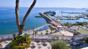 Hotel Terme & Beach Club Cristallo Palace