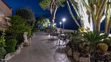 Hotel Terme & Beach Club Cristallo Palace