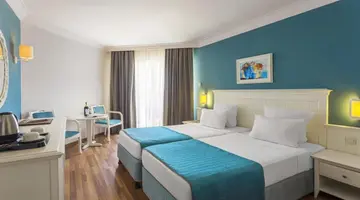 HOTEL TERRACE BEACH RESORT