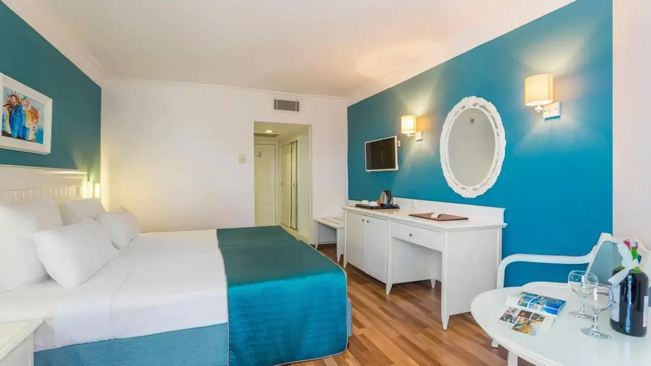 HOTEL TERRACE BEACH RESORT