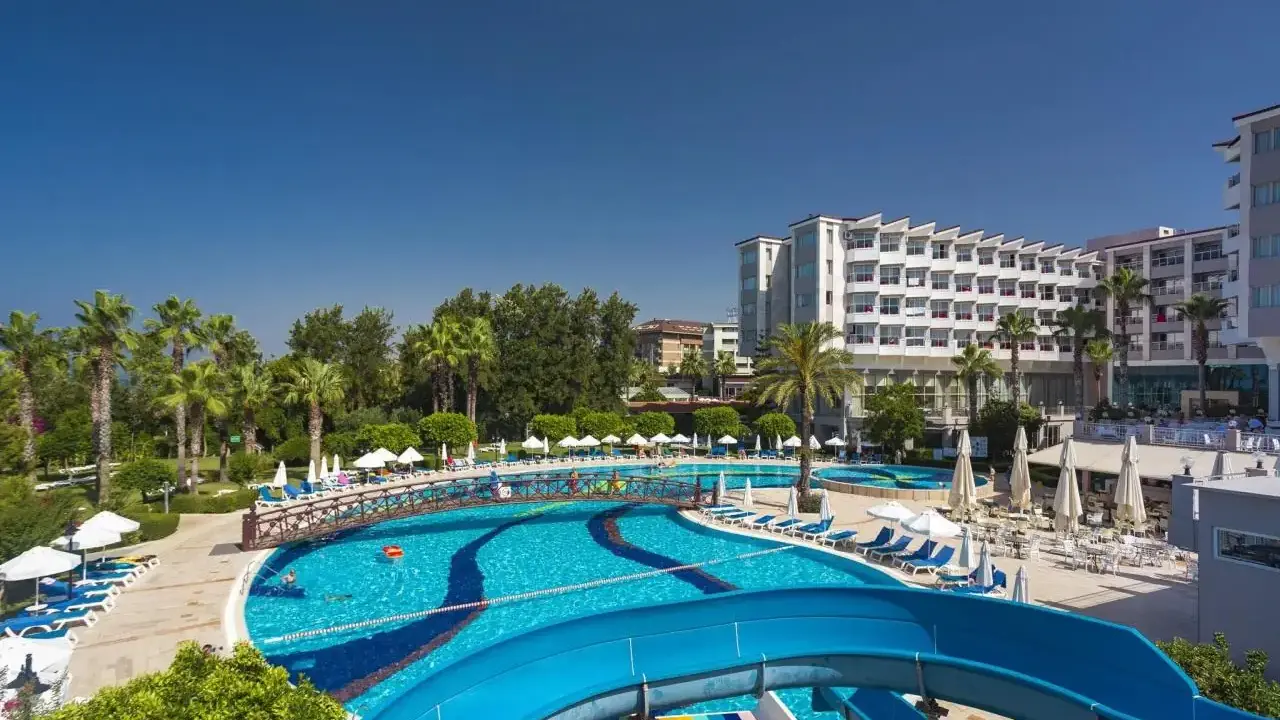 HOTEL TERRACE BEACH RESORT