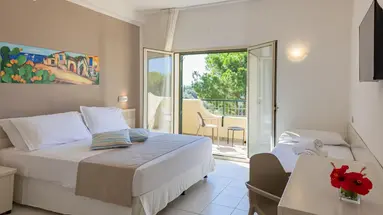 HOTEL TERRASINI