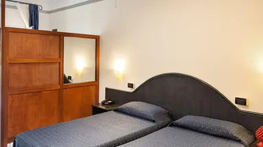 HOTEL TERRASINI