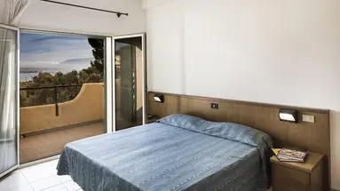HOTEL TERRASINI
