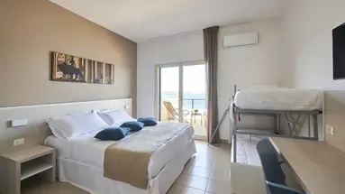 HOTEL TERRASINI