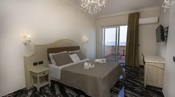 Hotel Terrazzo Sul Mare