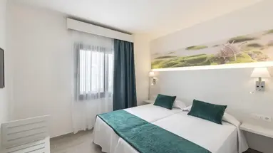 Hotel THB Flora