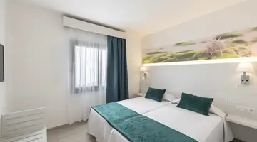 Hotel THB Flora