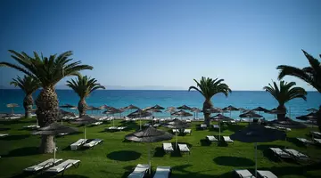 Hotel The Ixian Grand & All Suites