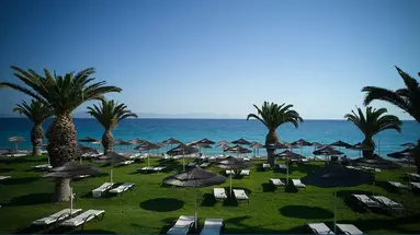 Hotel The Ixian Grand & All Suites