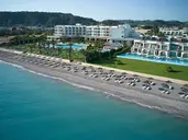 Hotel The Ixian Grand & All Suites