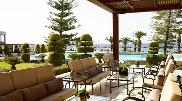 Hotel The Ixian Grand & All Suites