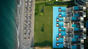 Hotel The Ixian Grand & All Suites