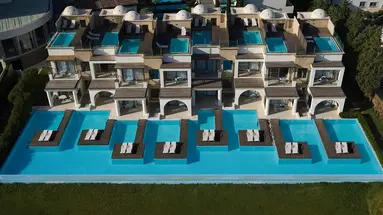 Hotel The Ixian Grand & All Suites