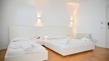 HOTEL THEA