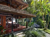 HOTEL TJAMPUHAN SPA