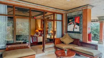 HOTEL TJAMPUHAN SPA