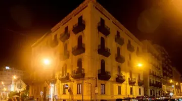 Hotel Tonic