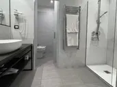 Hotel Tonic