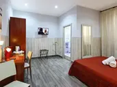 Hotel Tonic