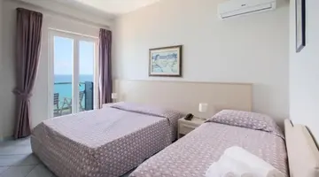 Hotel Tourist
