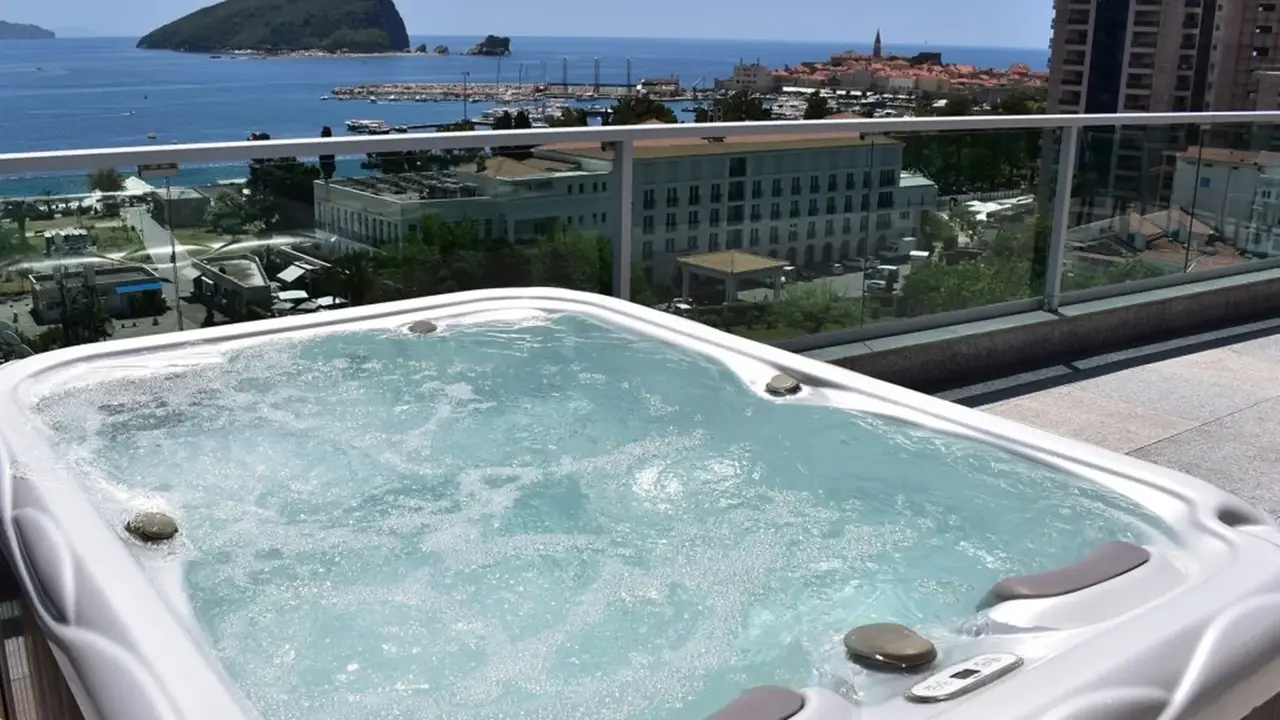 Hotel TQ Plaza