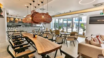 Hotel TQ Plaza