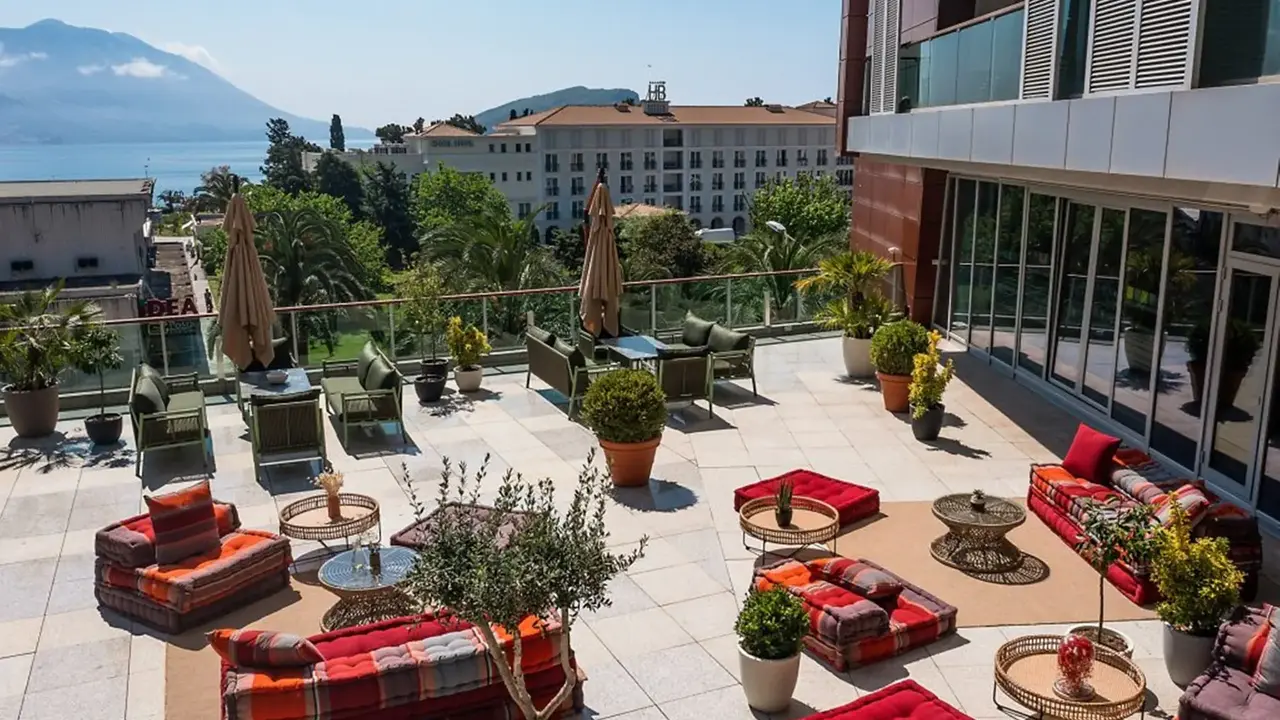 Hotel TQ Plaza
