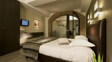 Hotel Trevi