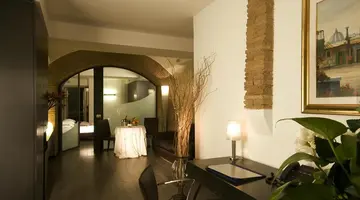 Hotel Trevi
