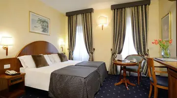 Hotel Trevi