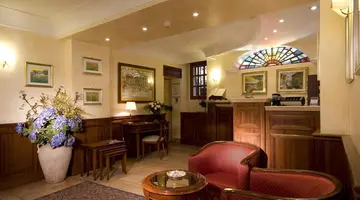 Hotel Trevi