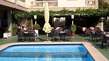 Hotel Triton Beach