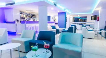 Hotel Triton Beach
