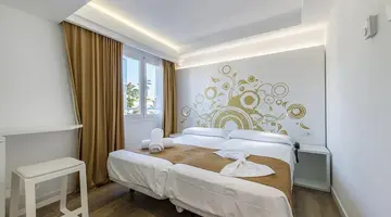 Hotel Triton Beach