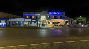 Hotel Triton