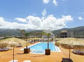 Hotel Triton