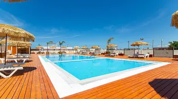 Hotel Triton