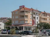Hotel Trogir Palace
