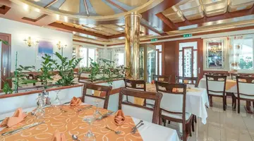Hotel Trogir Palace