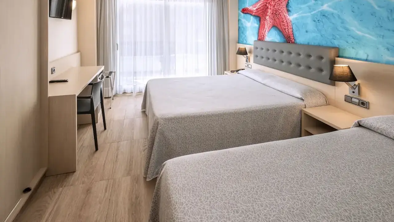 Hotel Tropic Park